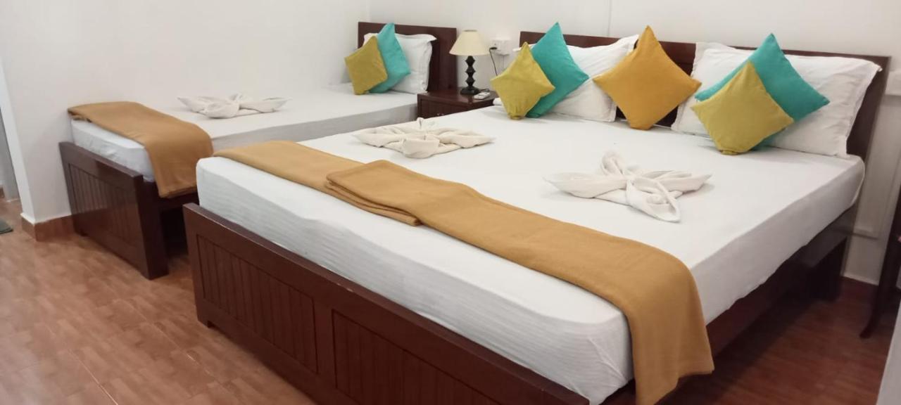 Guest house Anthy's And Restaurant